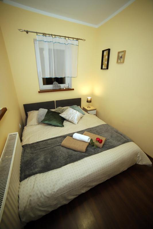 Apartamento Sowi Gosciniec Wellness & Breakfast Sokolec Exterior foto