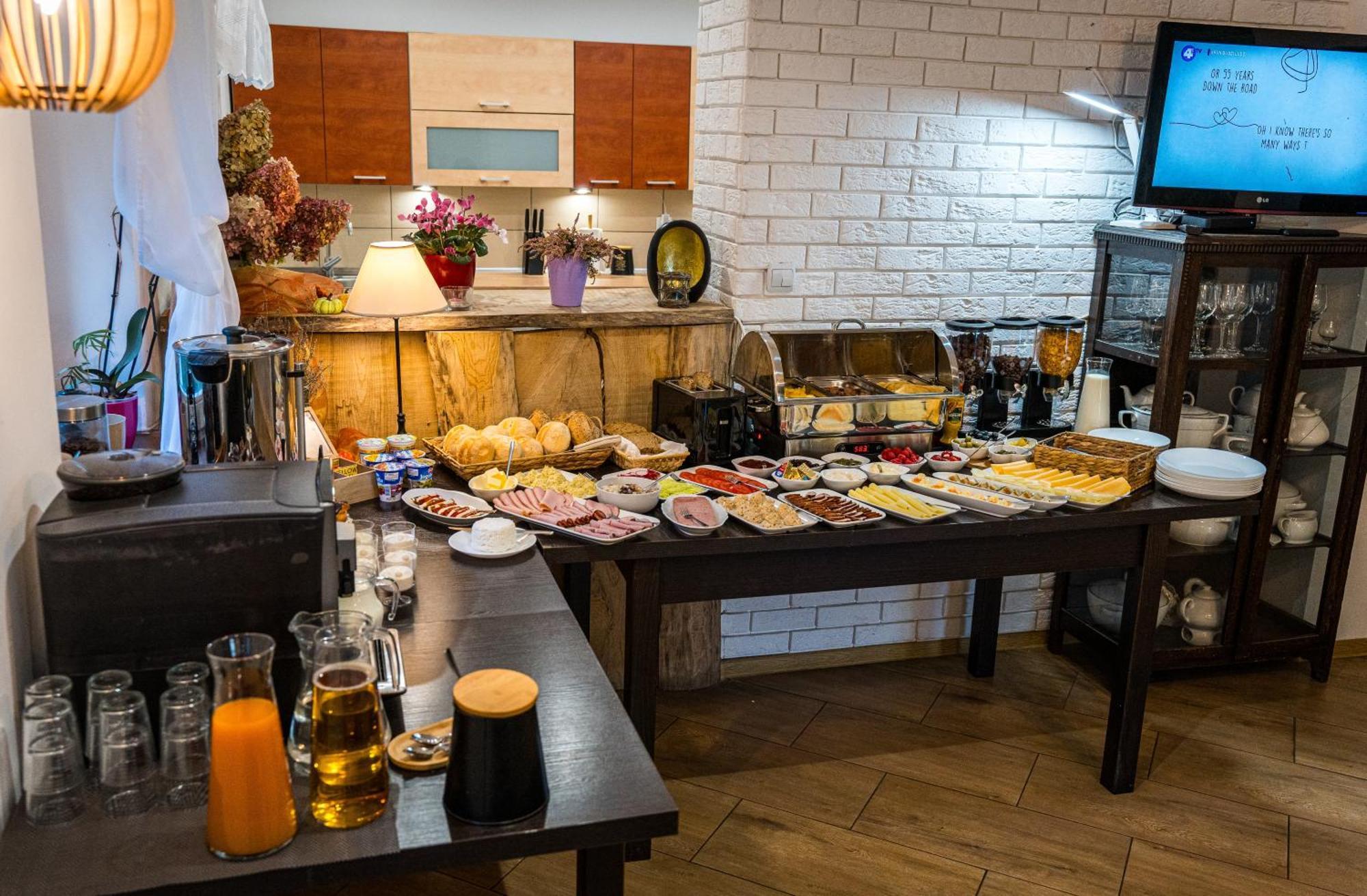 Apartamento Sowi Gosciniec Wellness & Breakfast Sokolec Exterior foto